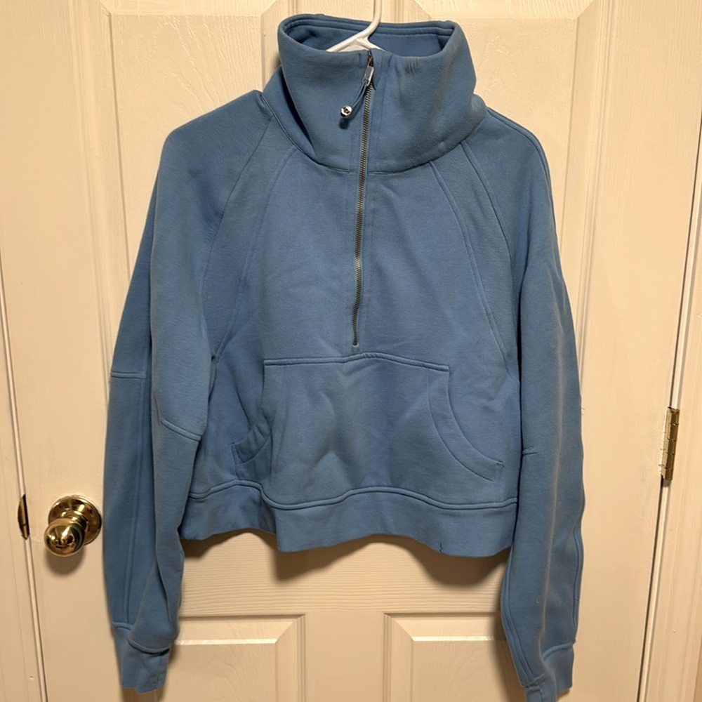 Blue Lululemon  Scuba. Size M. Like New